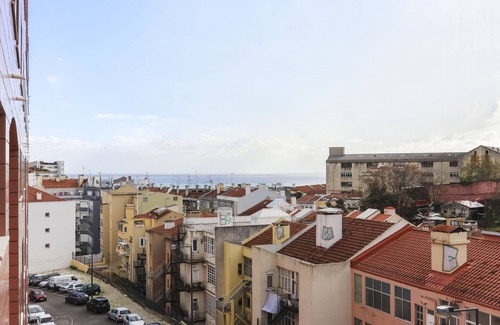 Alfama Apartment | Modern Graça by Homing