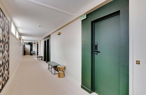 Meudon-la-Foret Apartment | Modern "green Suites" Residence - Meudon/valizy