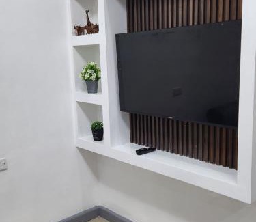 Shabab Apartment | Modern Guest House 1BR