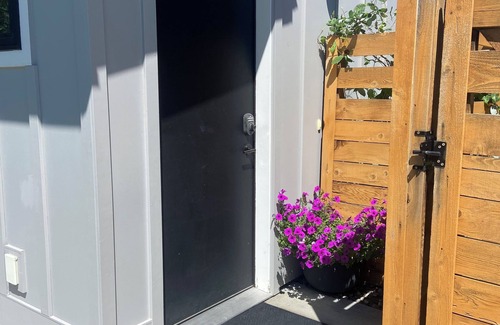 Bozeman Apartment | Modern Guesthouse in Bozeman