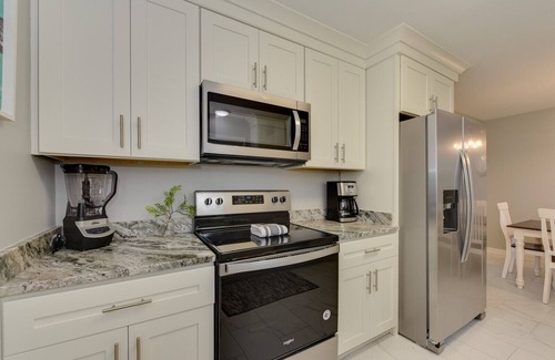 Newport News House | Modern Hampton Home! Prime Location!