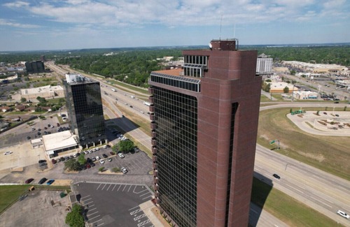 Tulsa Apartment | Modern High-Rise Apartment - 4