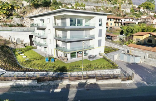 Menaggio Apartment | Modern House Apartment 1
