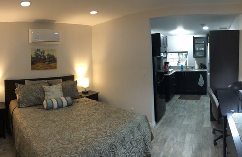 Clairemont Apartment | Modern Mini EnSuite in Central San Diego