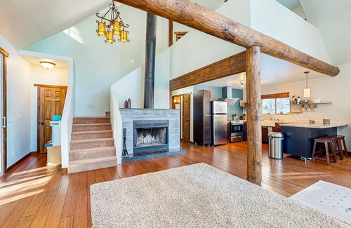 Iron Springs Cabin | Modern mountain cabin with forested views, play loft & deck - dog-friendly