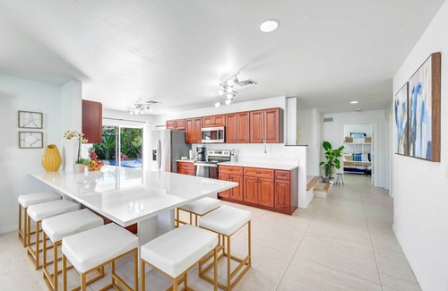 Palm River Estates House | Modern Naples Oasis w/Saltwater Pool & Jacuzzi!