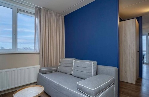 Wijk aan Zee Hotel | Modern Oasis Retreat Perfect for Scenic Walks and Cycling - Steps from Beach