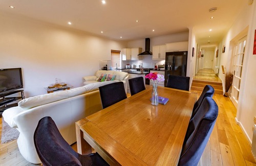 Gullane Cottage | Modern, open, comfortable home within walking distance of Golf courses and beach