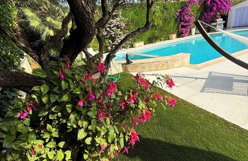 Saint-Jean Villa | Modern Provencal house with swimming pool and jacuzzi