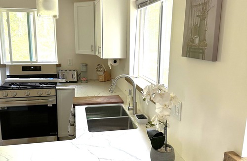 Batavia House | Modern Private 2-bedroom house in Batavia with yard, 15 minutes from Darien Lake