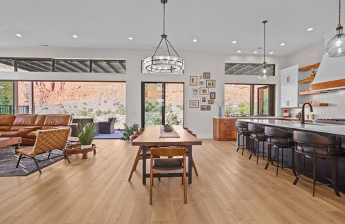 Silver Reef Apartment | Modern Red Cliff Home with Private Pool