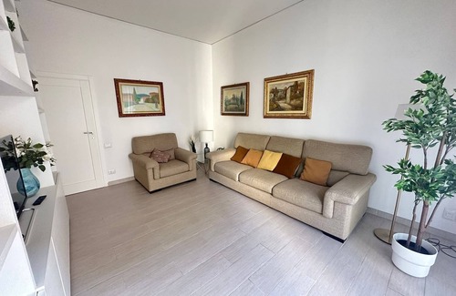 Campo di Marte Apartment | Modern River House, Florence