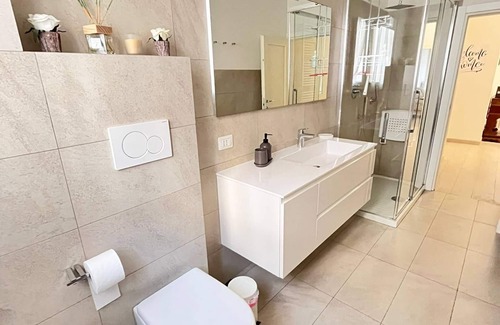 Campo di Marte Apartment | Modern River House, Florence