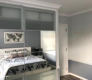 Povoacao House | Modern room (with deck)