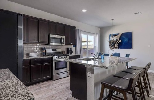 Round Rock House | Modern Round Rock Home close to Kalahari Resort
