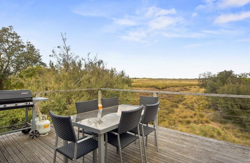 Silverleaves House | Modern Sanctuary by the Silverleaves Beach