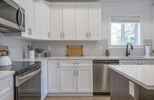 Vernon Condo | Modern Scandinavian Designed Condo