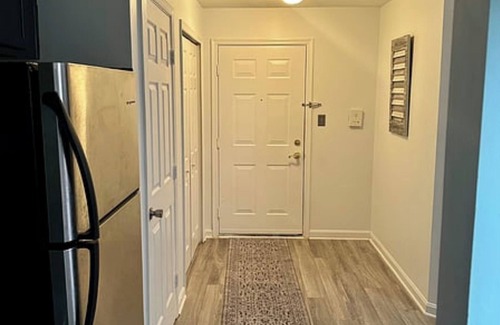 Lake Arbor Condo | Modern Serenity in Upper Marlboro - Luxe 2-Bed Condo with Alluring Amenities