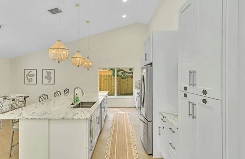 Boynton Beach House | Modern, Spacious 4-Bedroom With Private Pool