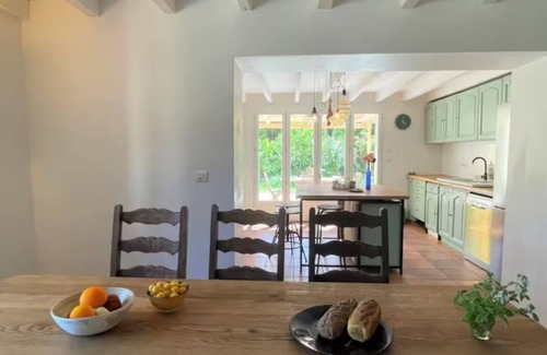 Baigts-de-Bearn House | Modern, spacious Des Cîmes gîte in beautiful natural surroundings