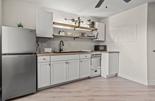 Huntsville Apartment | Modern Studio Apartment in Huntsville