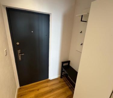 Juh Apartment | Modern Studio near City Center