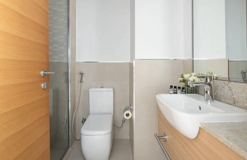 Jebel Ali Apartment | Modern Studio near UAE Exchange Metro Station!