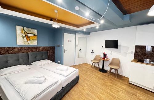 Limassol Apartment | Modern Studio Nr6 private Kitchenette and Bathroom