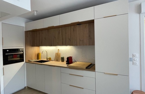 Bastide Giraud Apartment | Modern studio - terrace - pool