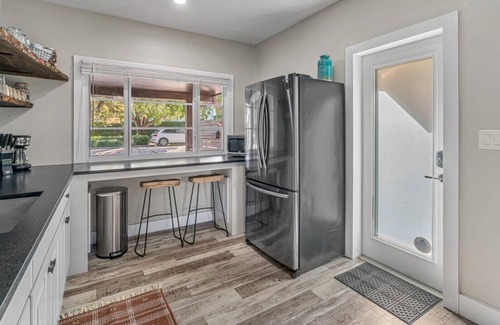 Poiciana Park II Apartment | Modern & Stylish Studio in the Heart of West Palm