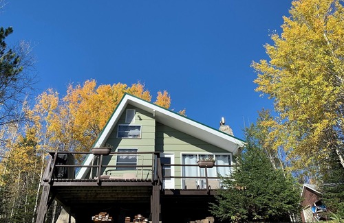 Machin Cabin | Modern Tiny Home on the Lake