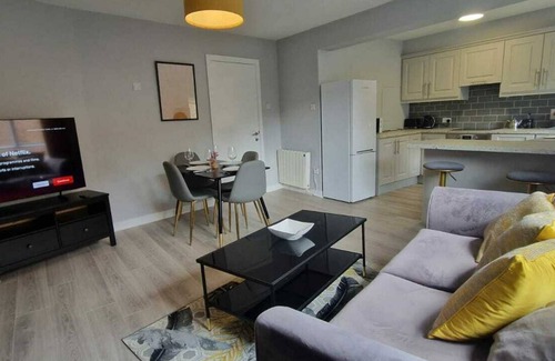 Temple Bar Apartment | Modern, Trendy & Spacious 2BD in Temple Bar