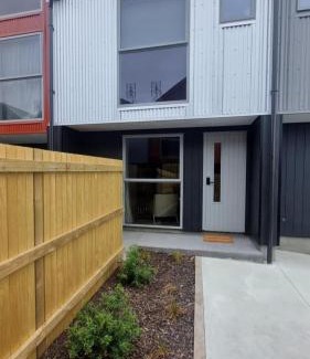 Dunedin Apartment | Modern trendy style & comfort