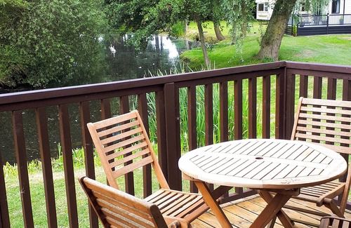 Langworth Ski Chalet | Modern two bedroom lodge, one double and one twin with en suite shower.