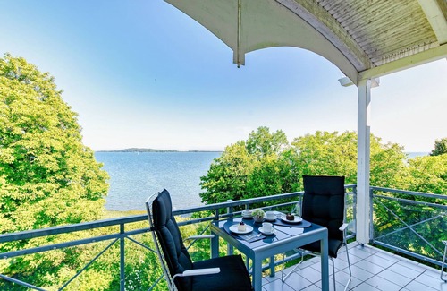 Lauterbach Apartment | Modern vacation apartment with fantastic sea view - Villa Vilmblick No. 21