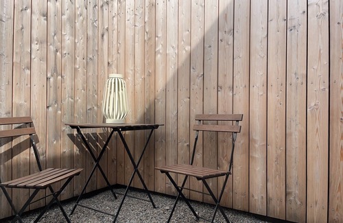 Brohl-Lutzing Apartment | Modern vacation apartment with inner courtyard