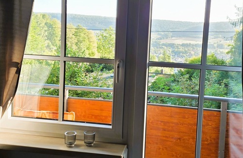 Veckerhagen Apartment | Modern vacation apartment in a fairytale forest