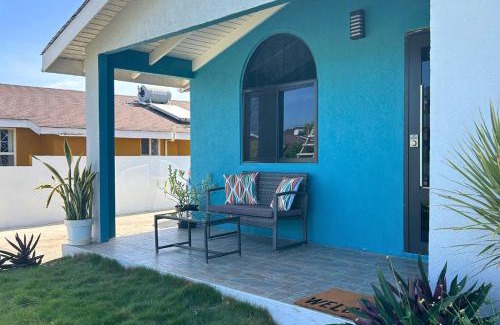 Falmouth House | Modern vacation home near beach