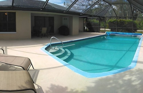 Joel House | Modern vacation villa, heated pool, quiet location