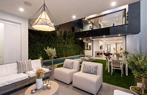 Tri-West Villa | MODERN VILLA IN WEST HOLLYWWOD