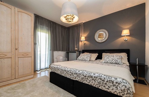 Dramalj Villa | Modern villa with private pool and jacuzzi,350m distant from the sea !