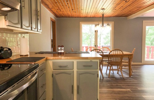 Scandinavia House | Modern Wisconsin Beach House on Brekke Lake