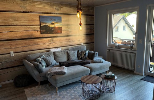 Hellenthal Apartment | Moderne Ferienwohnung im Herzen Hellenthals