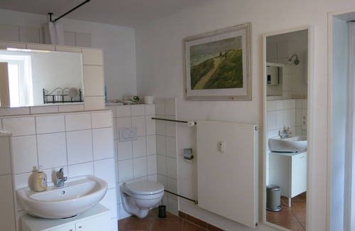 Schweinfurt Apartment | Moderne, liebevoll ausgestattete 3-Zimmer-EG-Wohnung mit guter Verkehrsanbindung