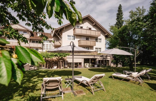 Riedenburg Apartment | Modernes Appartement mit großem Balkon im Bäderdreieck