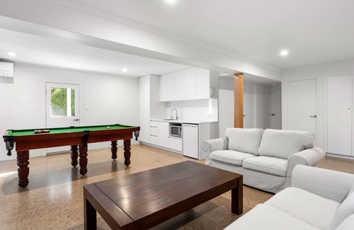 Peregian Beach House | Modernized Beachside Home in Peregian Beach