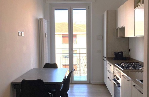 Lorenteggio Apartment | Moderno Bilocale - Lorenteggio 145