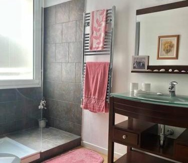 Roses Town Center Apartment | Moderno y amplio apartamento en el centro de Roses
