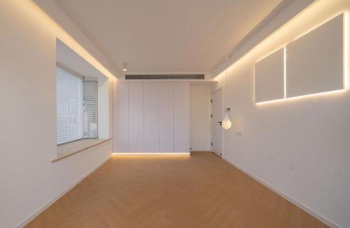 Huangpu Apartment | Moli B&B - Bund River View Near Yu Garden subway 3bedrooms 2bathrooms 1bathtube with elevator apart ment