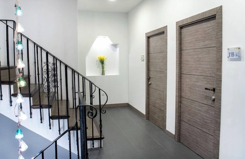 Ronda Apartment | Molucano Themed Rooms